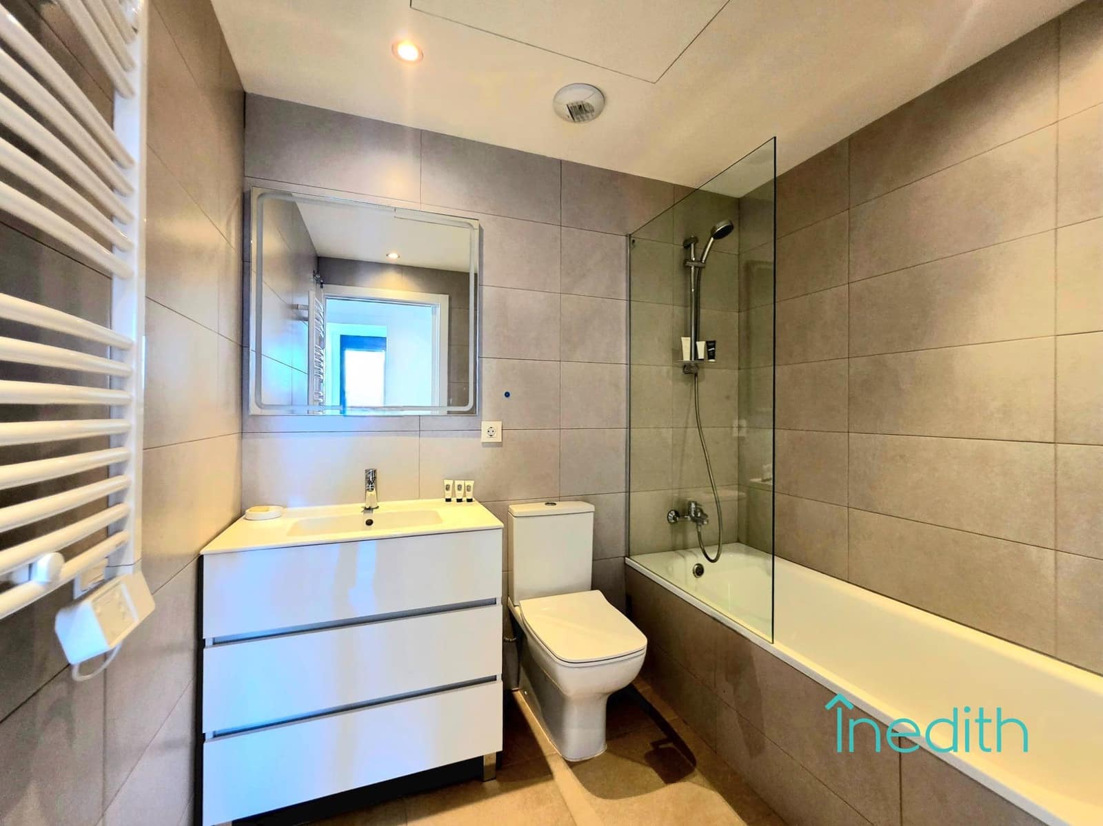 3 soveværelse Lejlighed til salg i Segur de Calafell med swimmingpool garage - € 419.000 (Ref: 9571346)