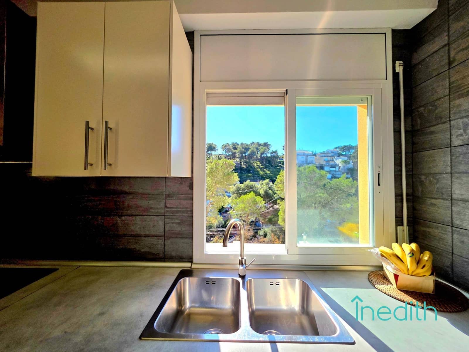 4 sypialnia Willa na sprzedaż w Canyelles z basenem garażem - 370 000 € (Ref: 9571347)