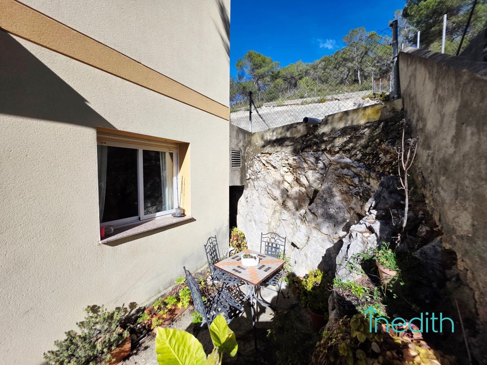 4 sypialnia Willa na sprzedaż w Canyelles z basenem garażem - 370 000 € (Ref: 9571347)