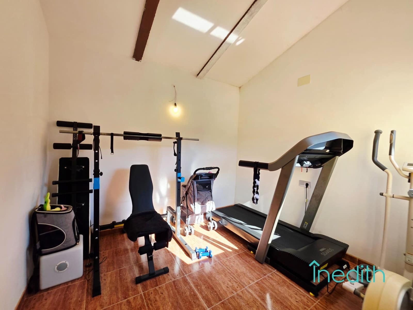 4 sypialnia Willa na sprzedaż w Canyelles z basenem garażem - 370 000 € (Ref: 9571347)