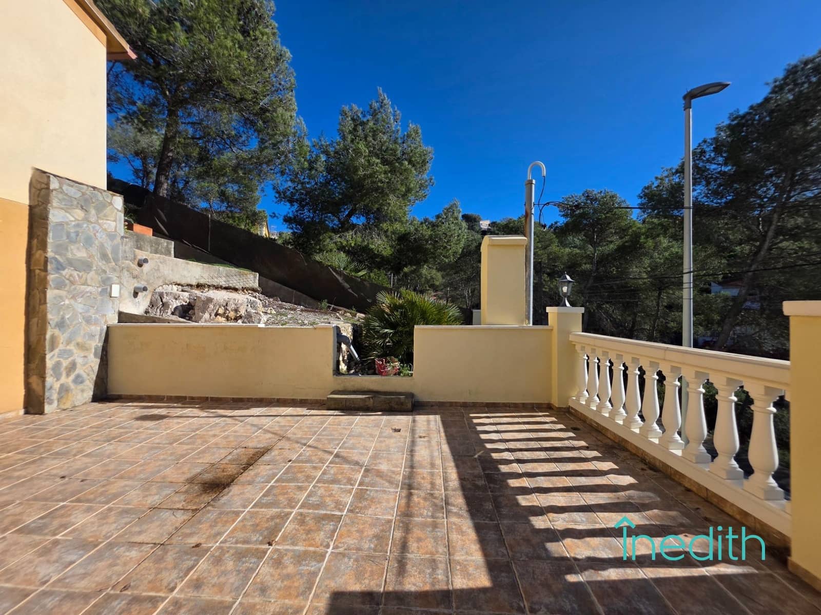 4 sypialnia Willa na sprzedaż w Canyelles z basenem garażem - 370 000 € (Ref: 9571347)