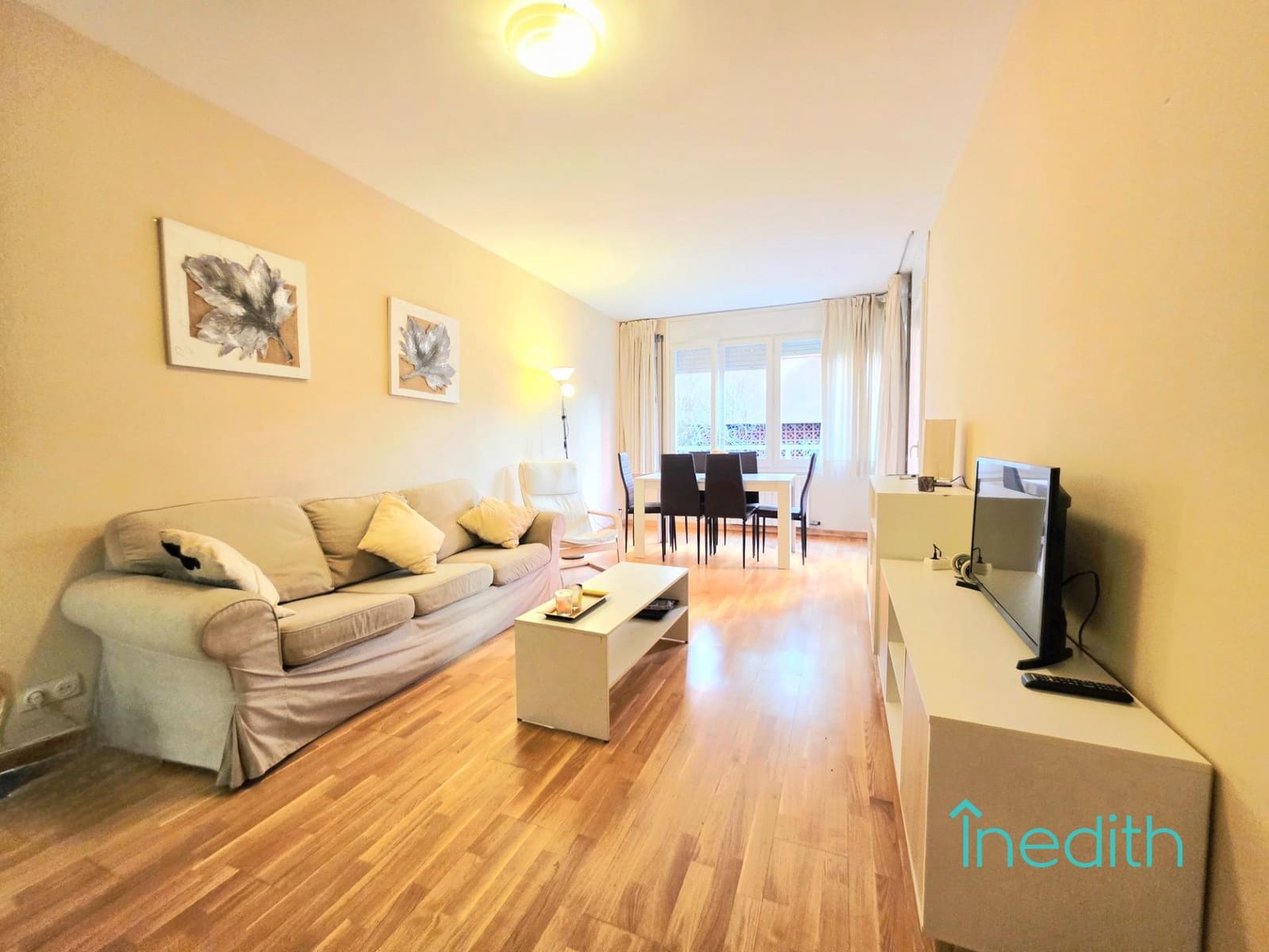 Piso de 4 habitaciones en Barcelona ciudad en venta con garaje - 565.000 € (Ref: 9591472)