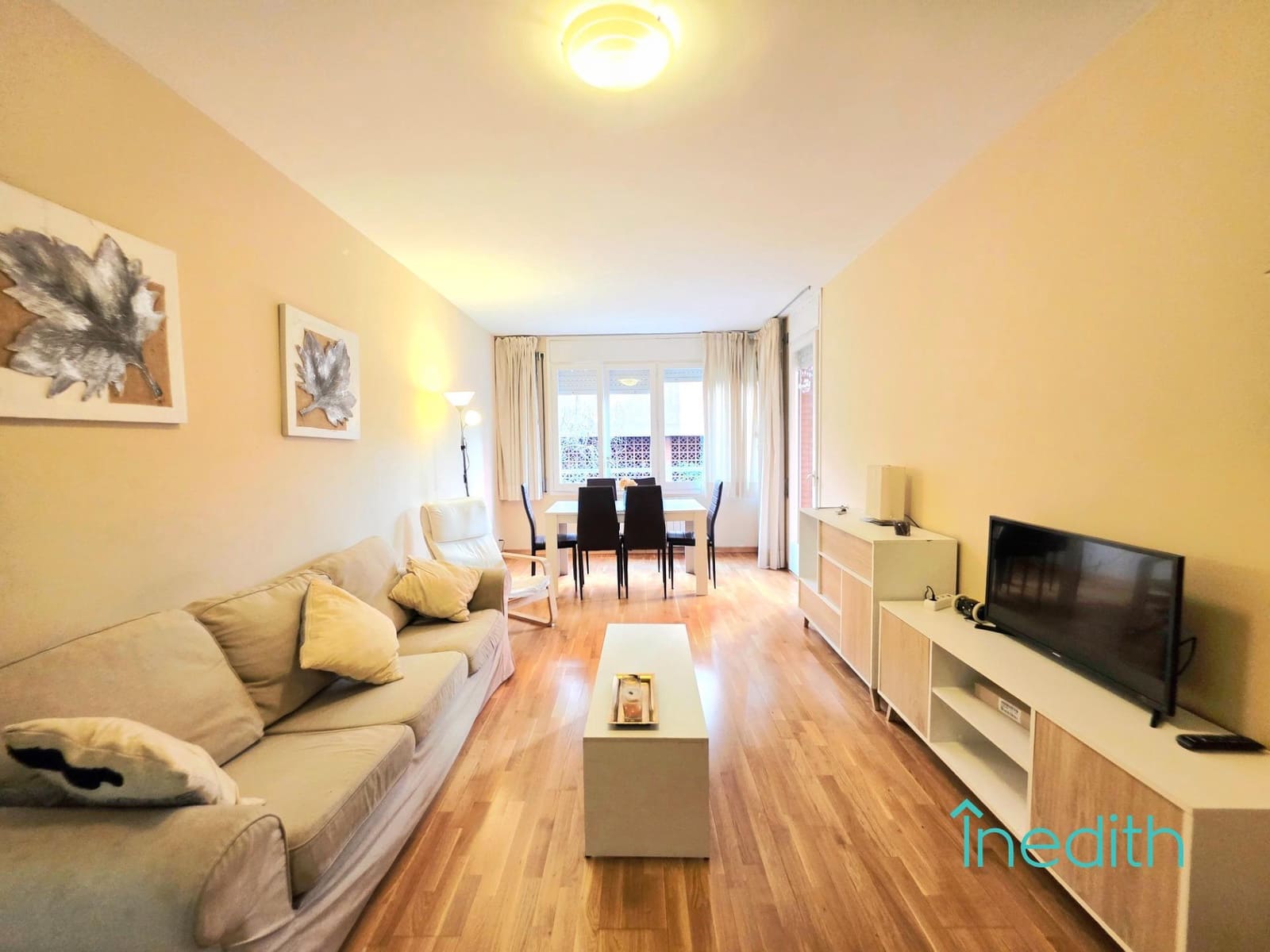 Piso de 4 habitaciones en Barcelona ciudad en venta con garaje - 565.000 € (Ref: 9591472)