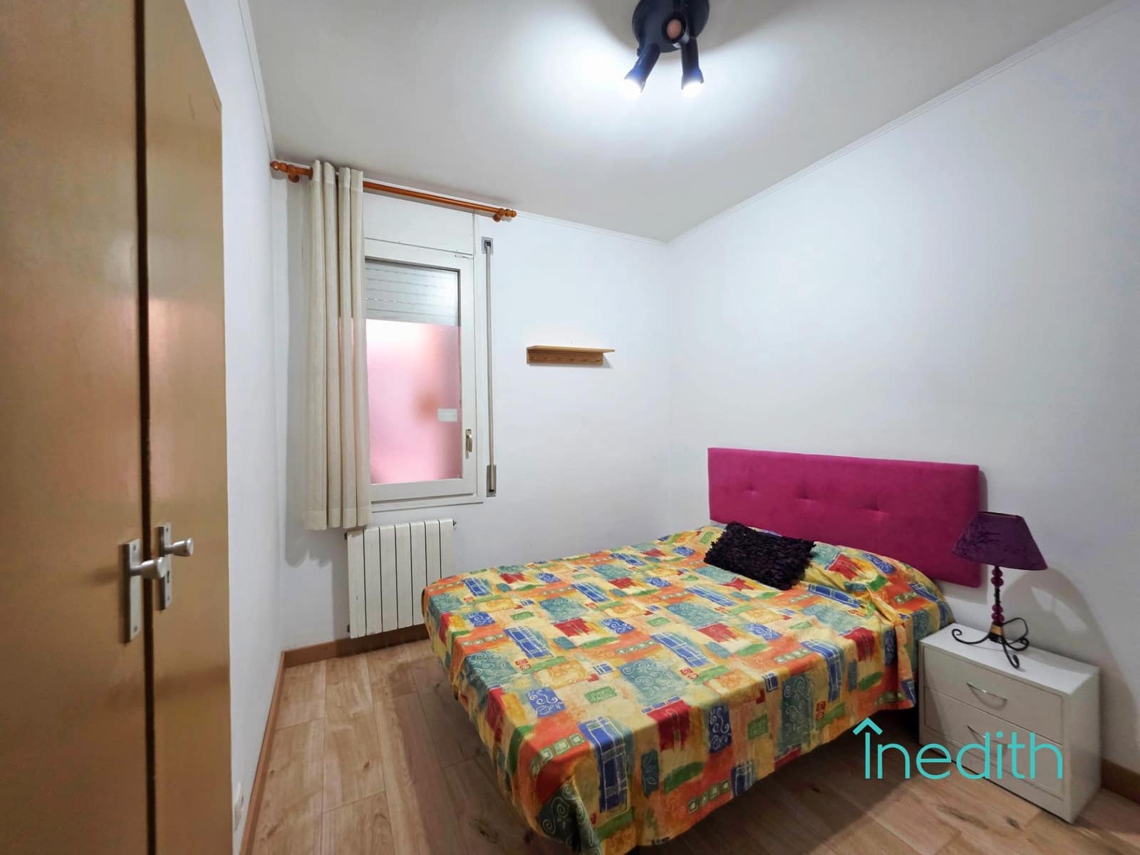 Piso de 4 habitaciones en Barcelona ciudad en venta con garaje - 565.000 € (Ref: 9591472)