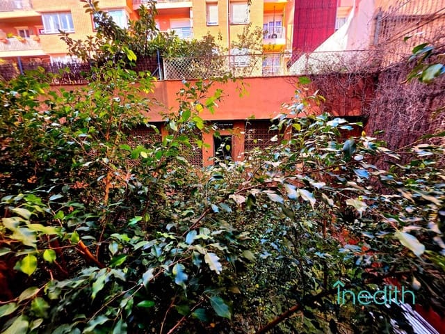 4 Zimmer Wohnung zu verkaufen in La Sagrada Família, Barcelona Stadt mit Garage - 549.000 € (Ref: 9591472)