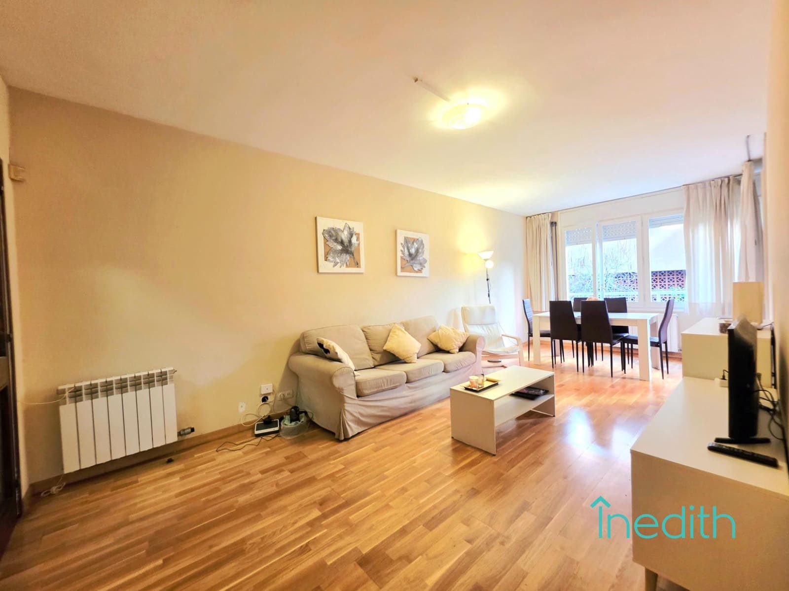 4 bedroom Flat for sale in Barcelona city with garage - € 549,000 (Ref: 9591472)