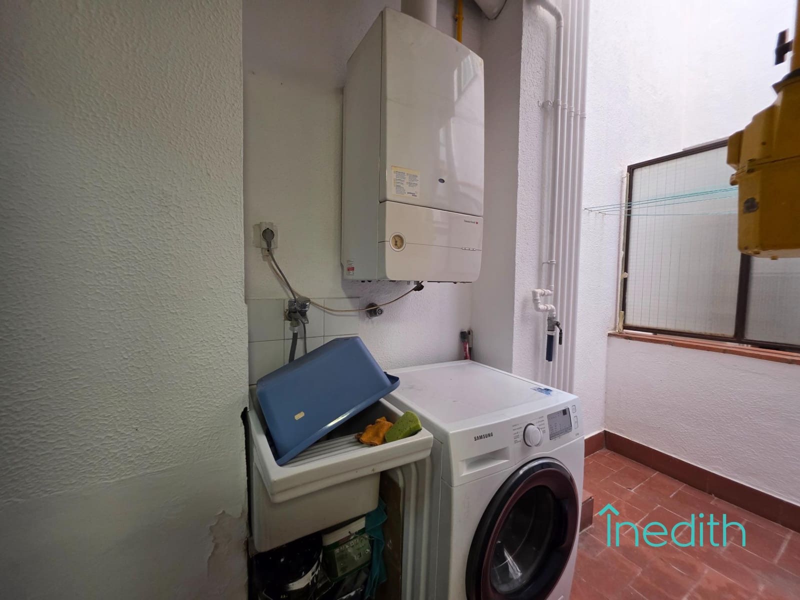 4 bedroom Flat for sale in Barcelona city with garage - € 549,000 (Ref: 9591472)
