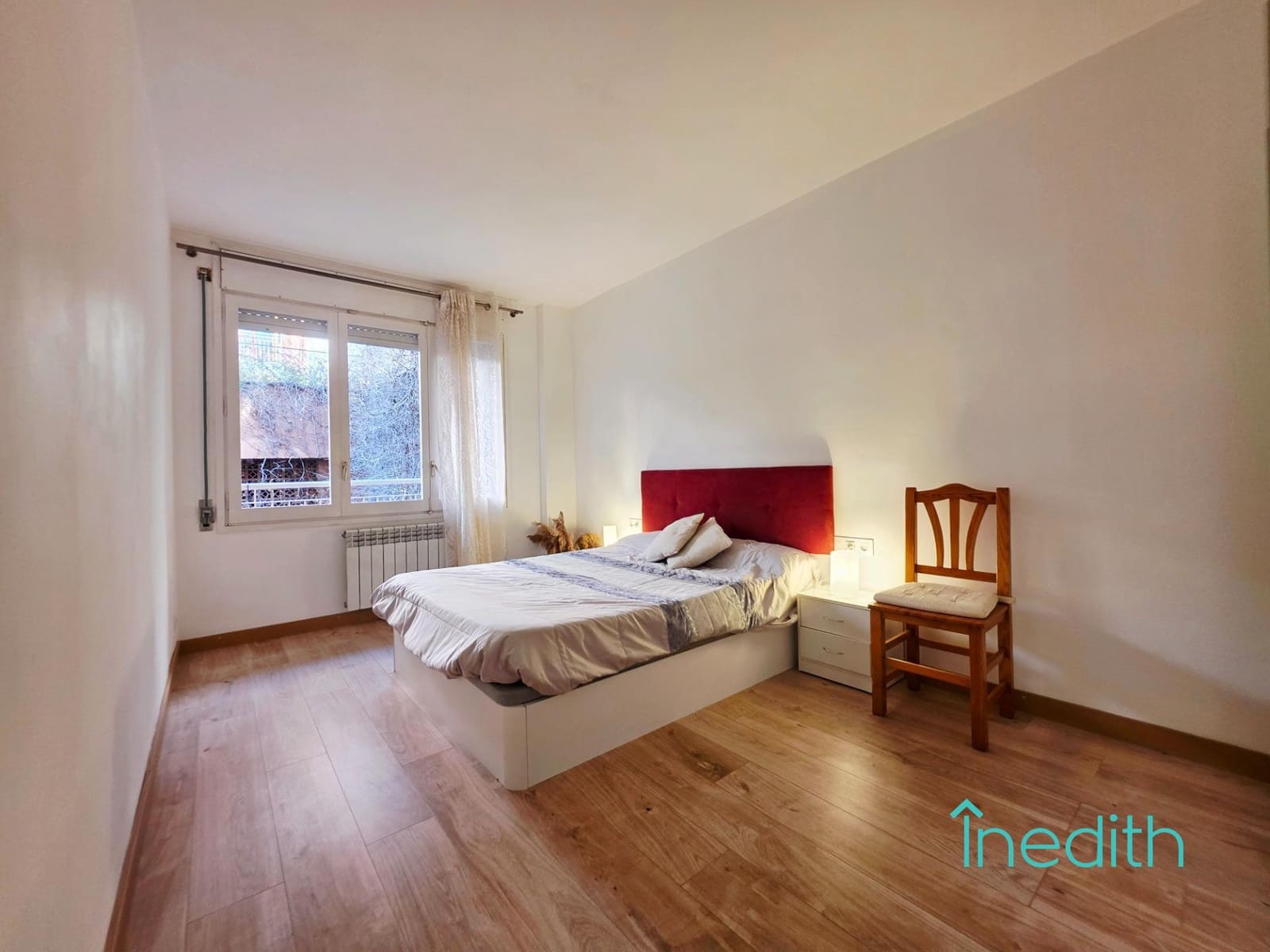 4 bedroom Flat for sale in Barcelona city with garage - € 549,000 (Ref: 9591472)