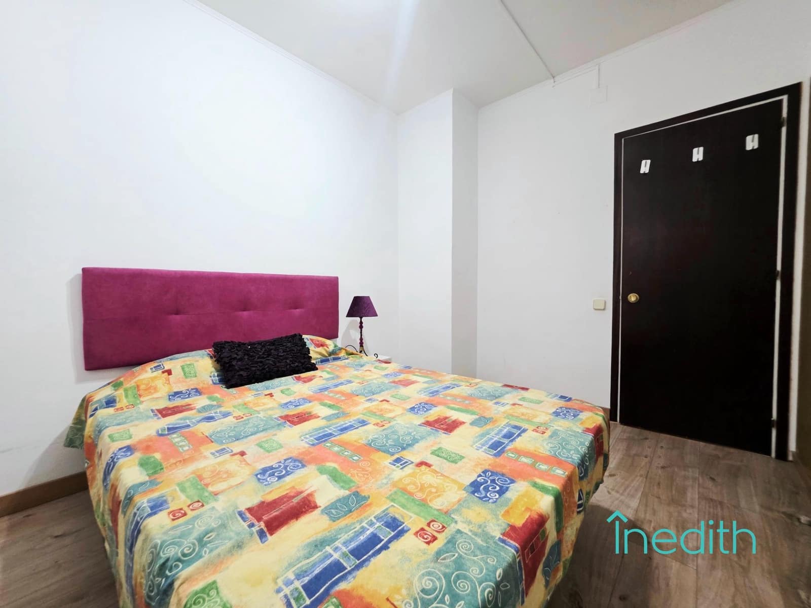 4 bedroom Flat for sale in Barcelona city with garage - € 549,000 (Ref: 9591472)
