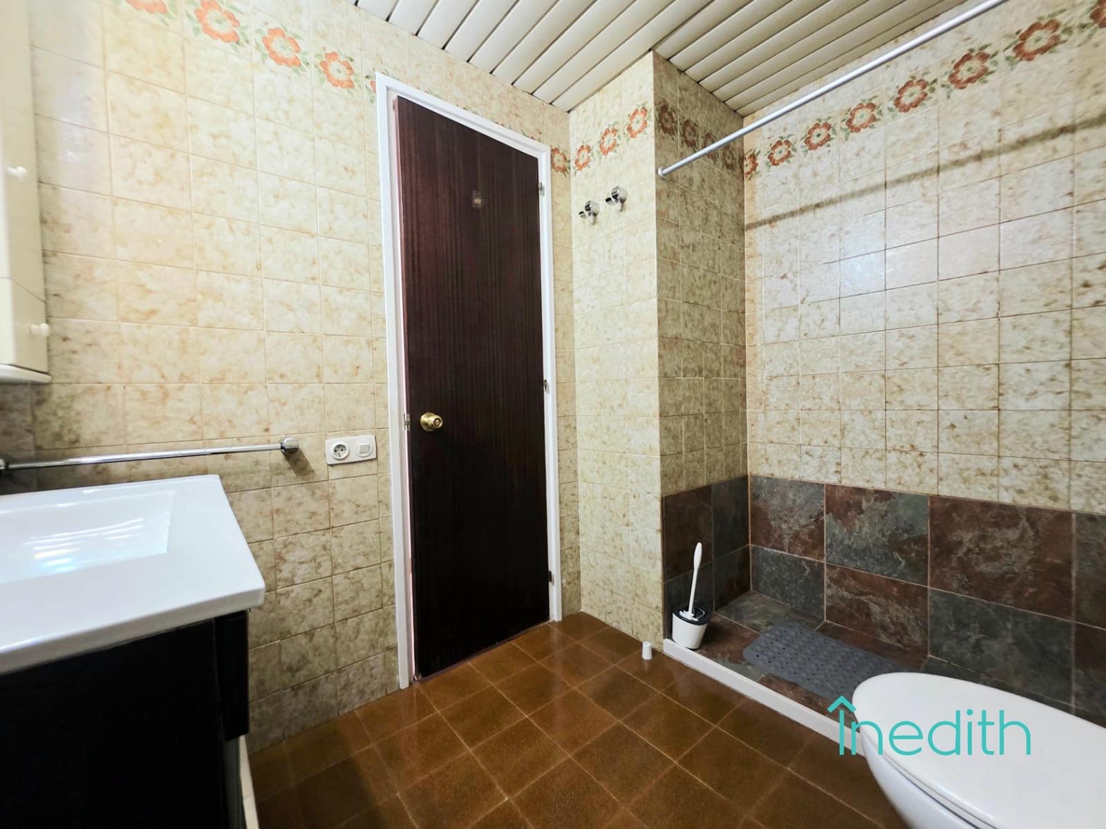 4 bedroom Flat for sale in Barcelona city with garage - € 549,000 (Ref: 9591472)