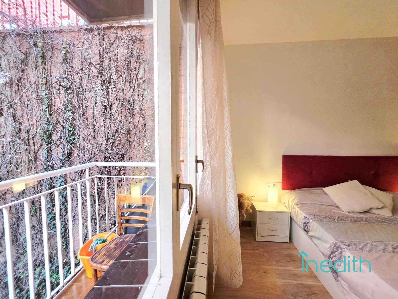4 bedroom Flat for sale in Barcelona city with garage - € 549,000 (Ref: 9591472)