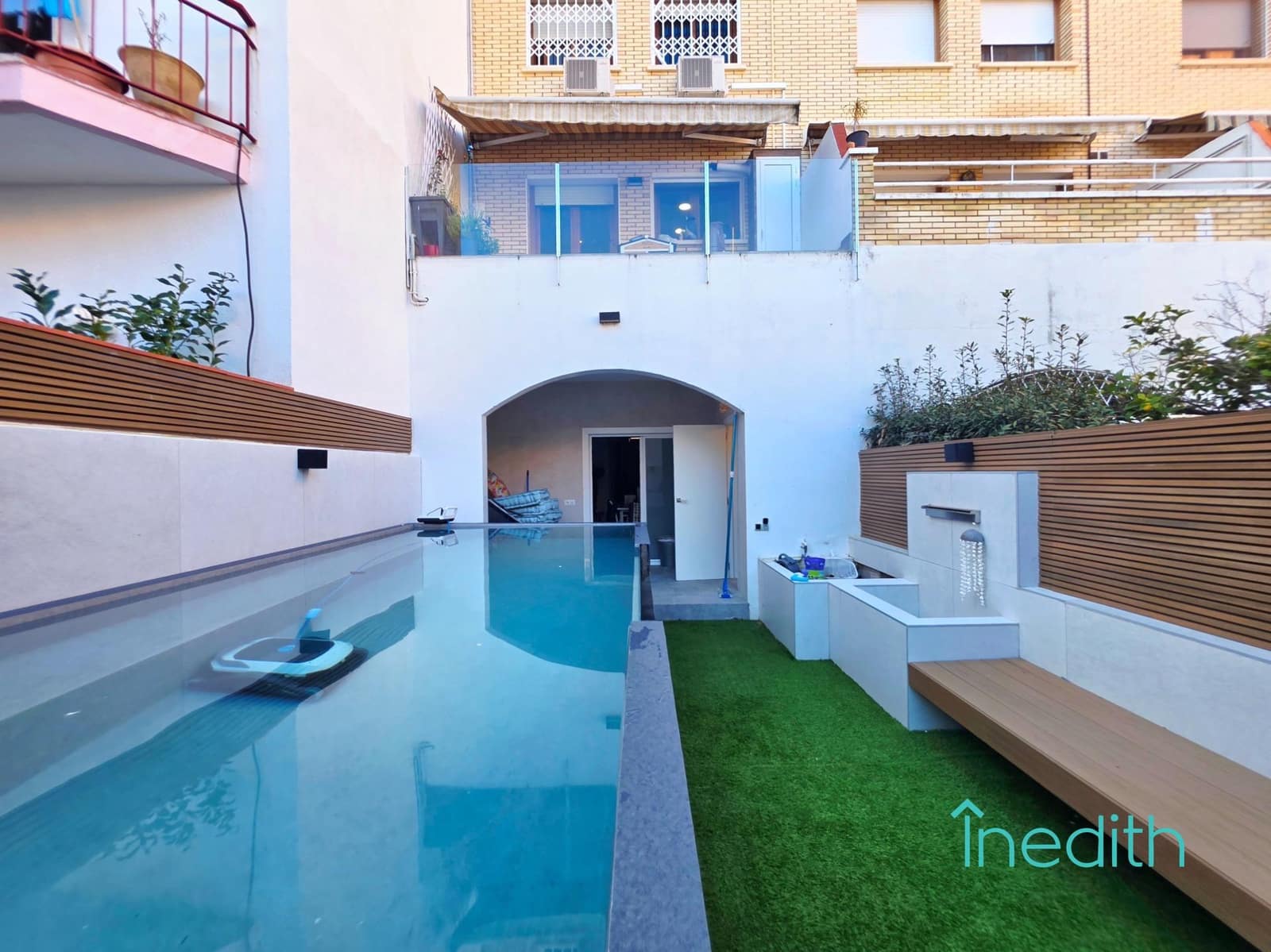 Adosado de 4 habitaciones en Castelldefels en venta con piscina garaje - 750.000 € (Ref: 9591473)