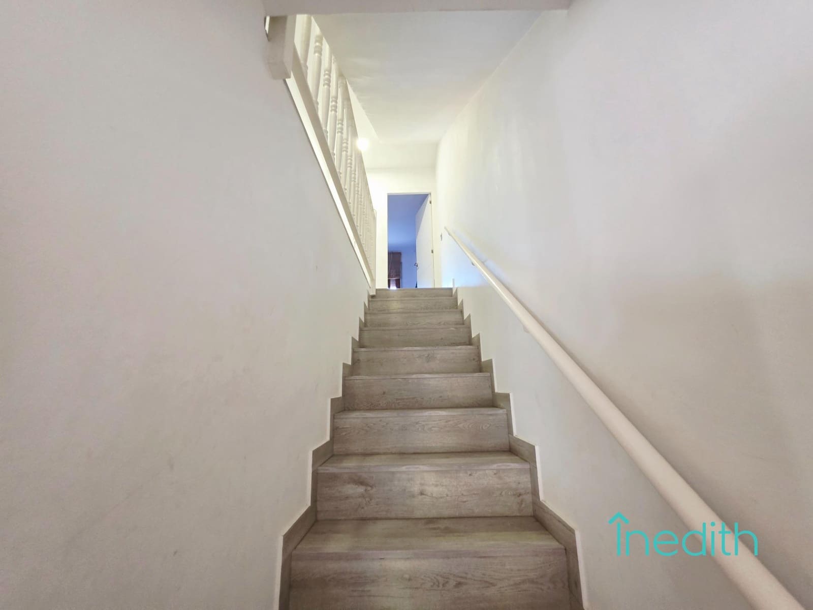 Adosado de 4 habitaciones en Castelldefels en venta con piscina garaje - 750.000 € (Ref: 9591473)