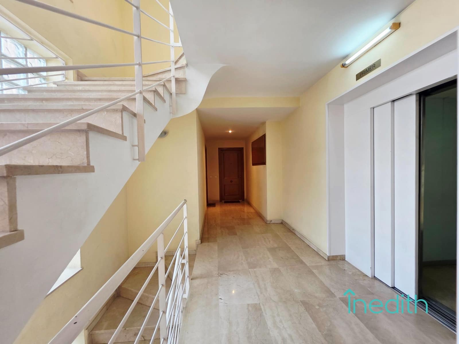 4 makuuhuone Asunto myytävänä paikassa Castelldefels mukana 
autotalli - 530 000 € (Ref: 9596339)