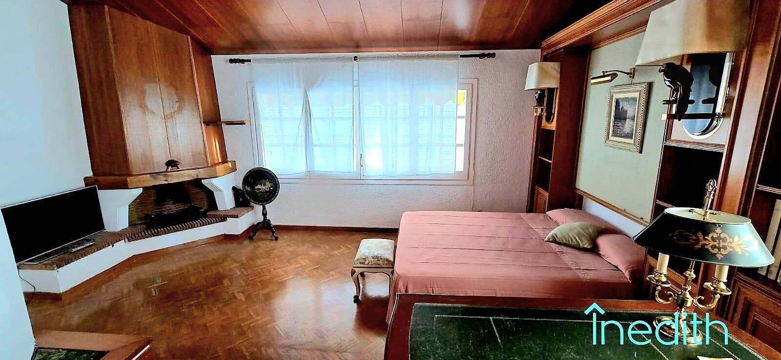 6 bedroom Villa for sale in Castelldefels with pool garage - € 1,725,000 (Ref: 9616026)