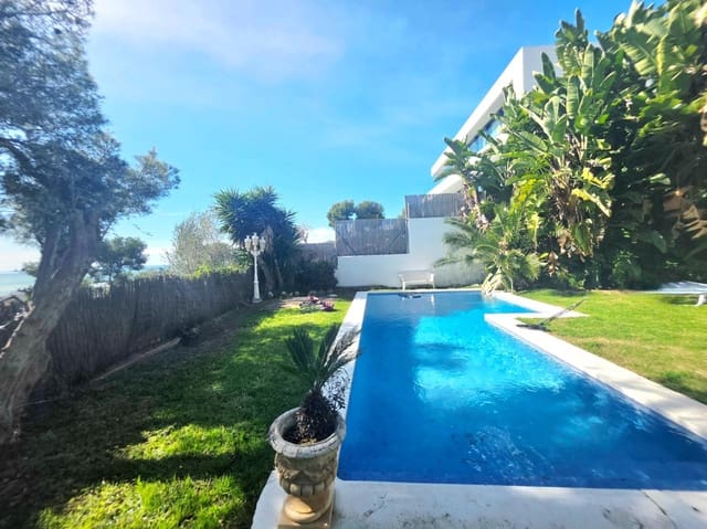 6 bedroom Villa for sale in Castelldefels with pool garage - € 1,725,000 (Ref: 9616026)