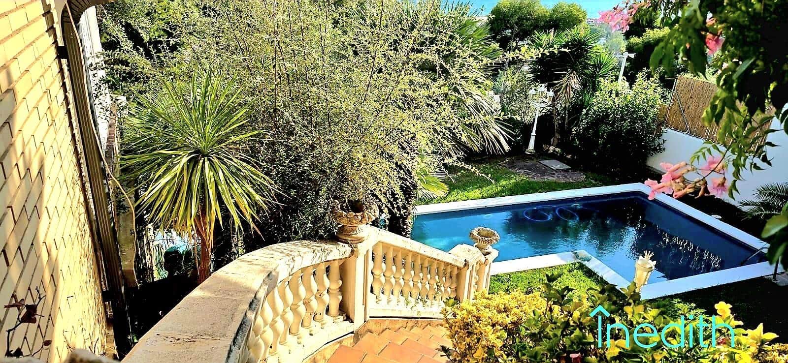 6 bedroom Villa for sale in Castelldefels with pool garage - € 1,725,000 (Ref: 9616026)