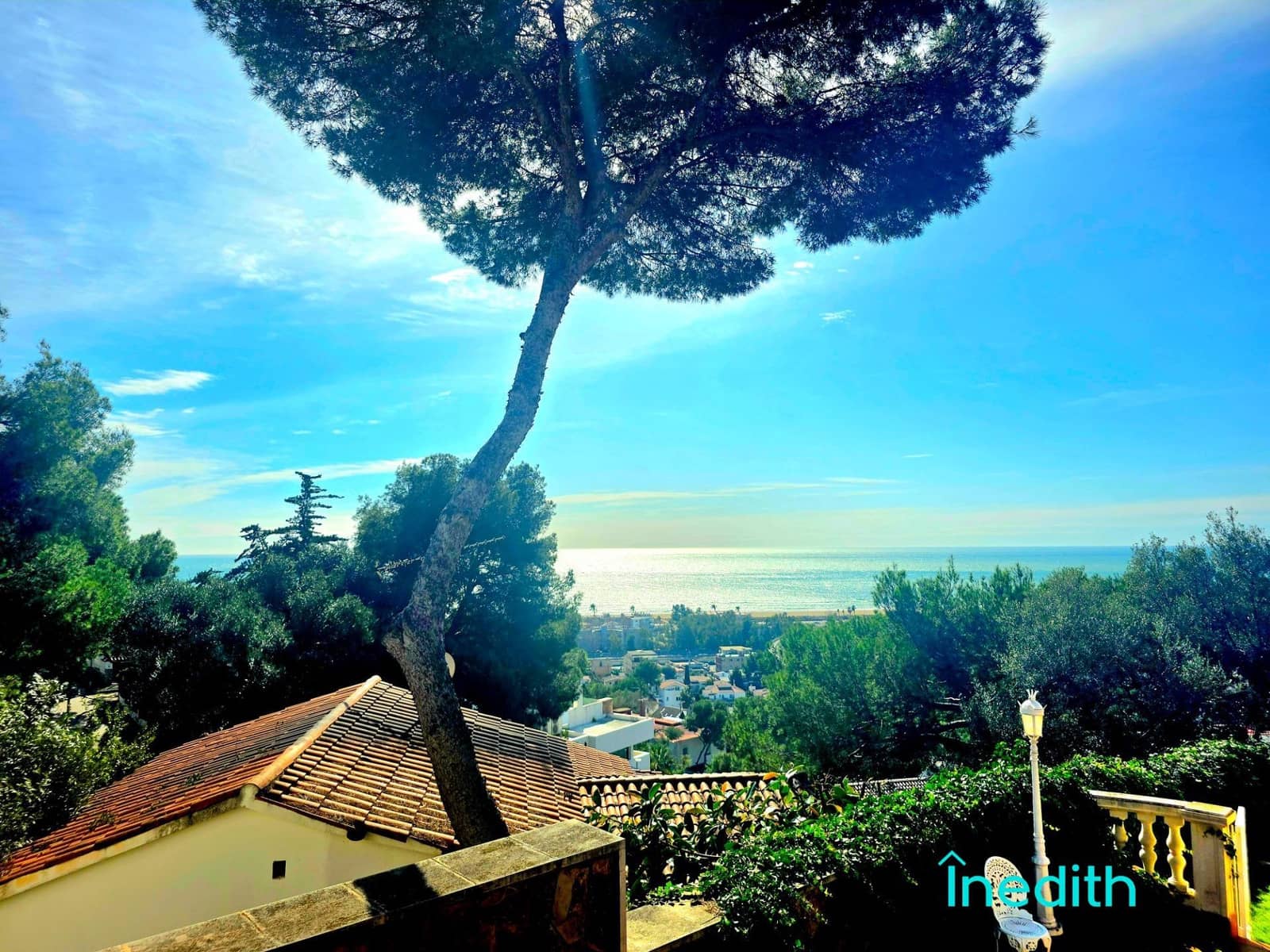 6 bedroom Villa for sale in Castelldefels with pool garage - € 1,725,000 (Ref: 9616026)