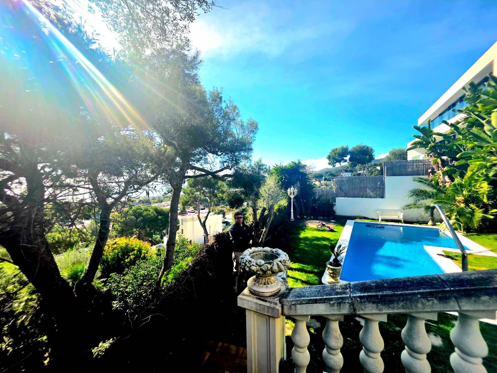 6 bedroom Villa for sale in Castelldefels with pool garage - € 1,725,000 (Ref: 9616026)