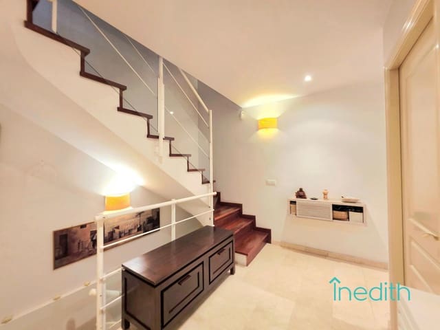 3 sypialnia Dom blizniak na sprzedaż w La Vila de Gràcia, Miasto Barcelona - 725 000 € (Ref: 9616027)