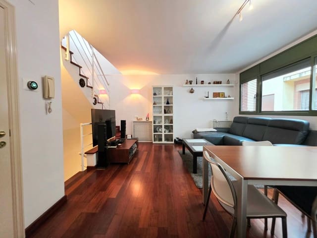 3 sypialnia Dom blizniak na sprzedaż w La Vila de Gràcia, Miasto Barcelona - 725 000 € (Ref: 9616027)
