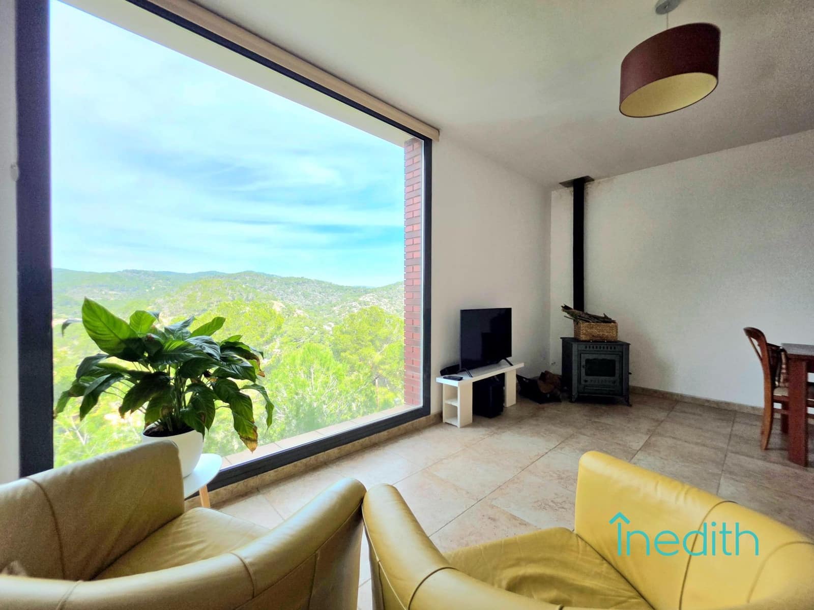 3 makuuhuone Huvila myytävänä paikassa Cubelles mukana 
autotalli - 395 000 € (Ref: 9648344)