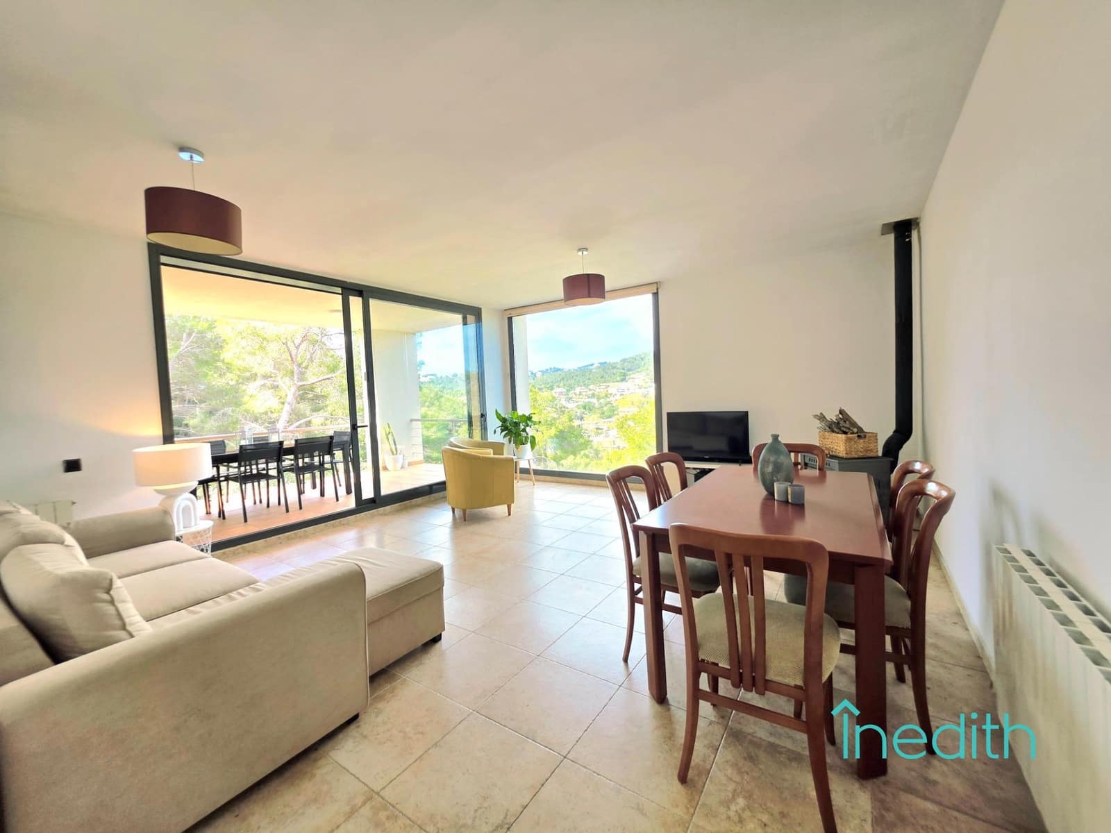 3 makuuhuone Huvila myytävänä paikassa Cubelles mukana 
autotalli - 395 000 € (Ref: 9648344)