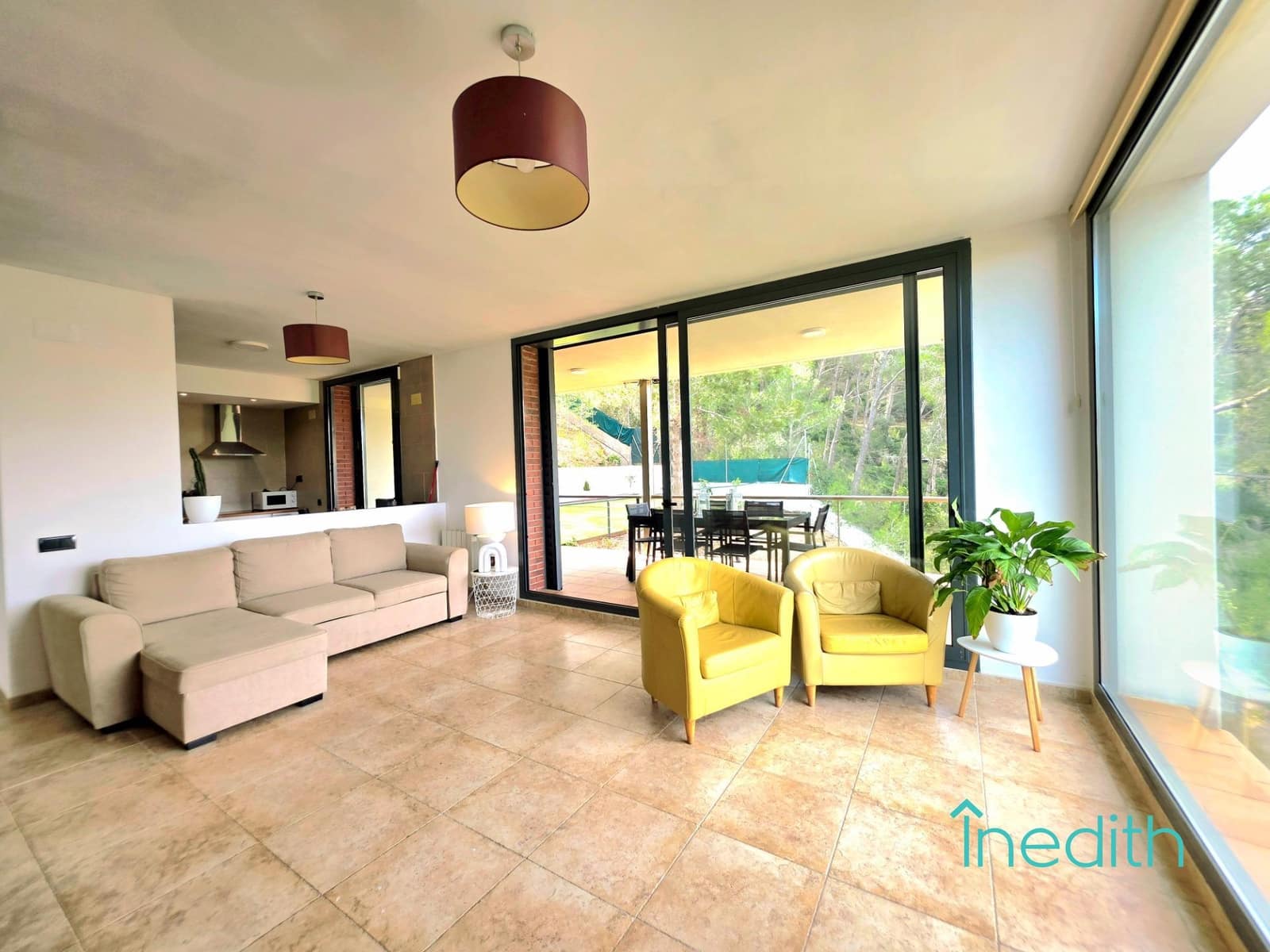 3 makuuhuone Huvila myytävänä paikassa Cubelles mukana 
autotalli - 395 000 € (Ref: 9648344)