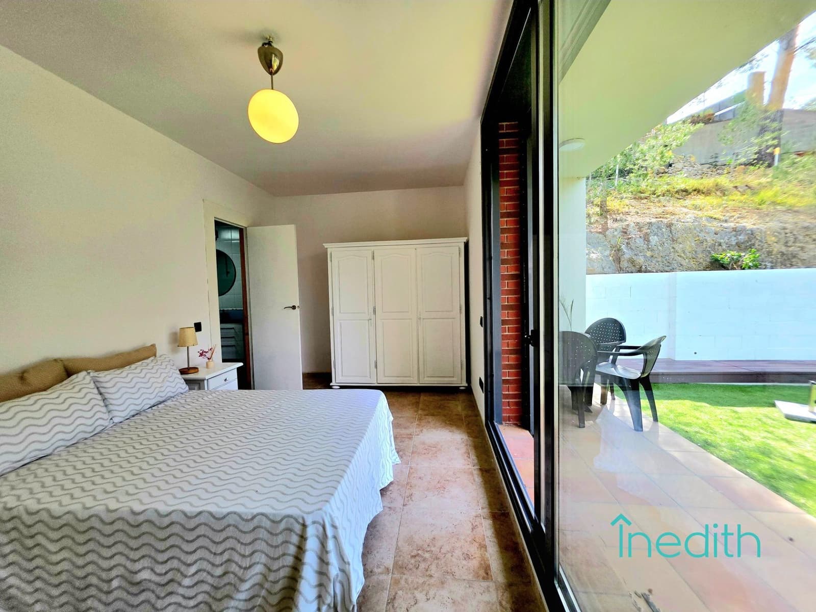 3 makuuhuone Huvila myytävänä paikassa Cubelles mukana 
autotalli - 395 000 € (Ref: 9648344)