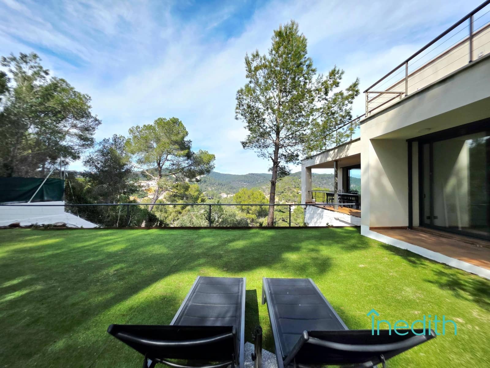 3 makuuhuone Huvila myytävänä paikassa Cubelles mukana 
autotalli - 395 000 € (Ref: 9648344)