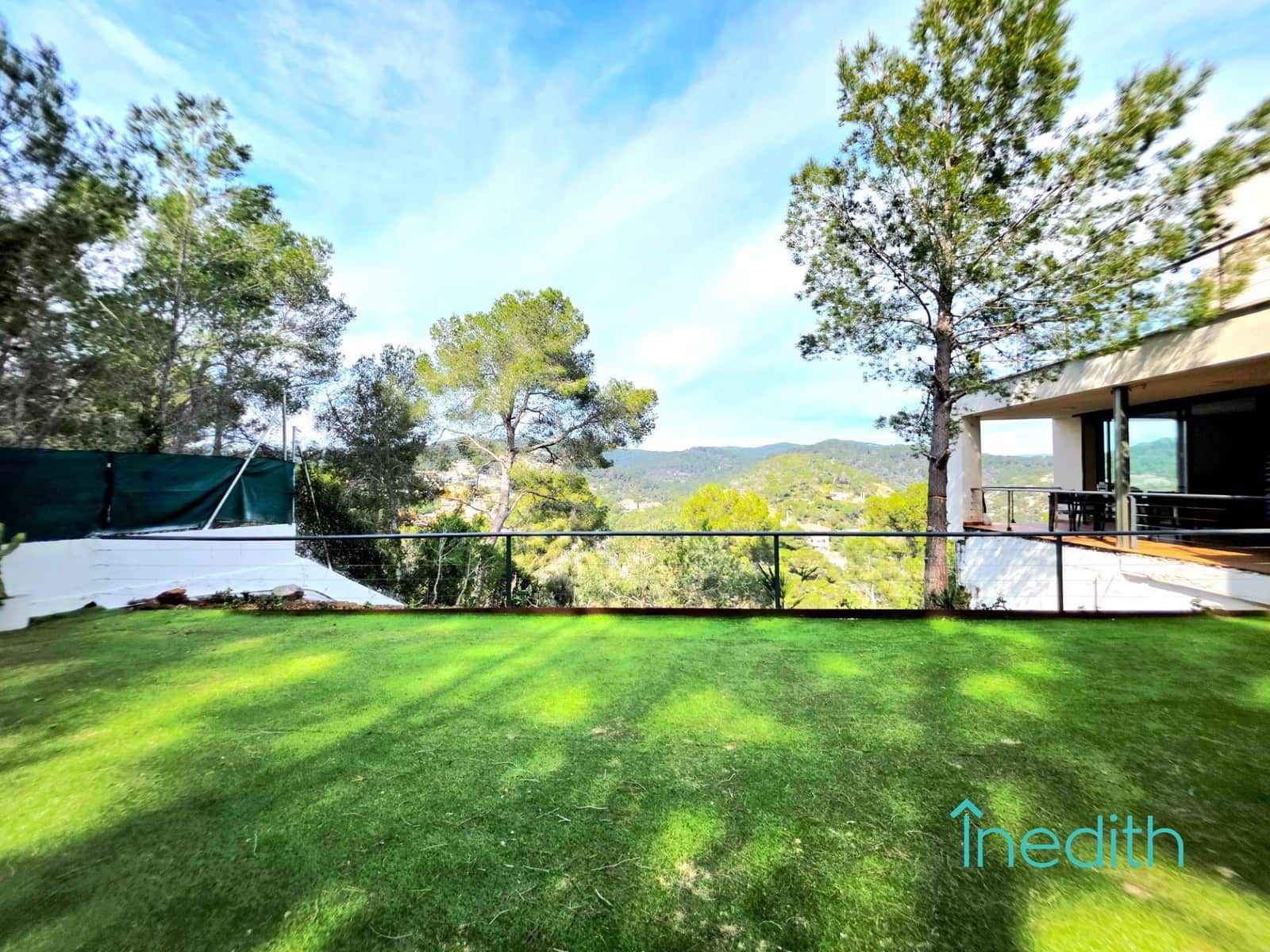 3 makuuhuone Huvila myytävänä paikassa Cubelles mukana 
autotalli - 395 000 € (Ref: 9648344)