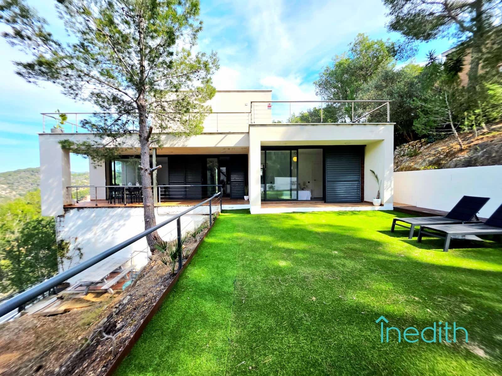 3 makuuhuone Huvila myytävänä paikassa Cubelles mukana 
autotalli - 395 000 € (Ref: 9648344)