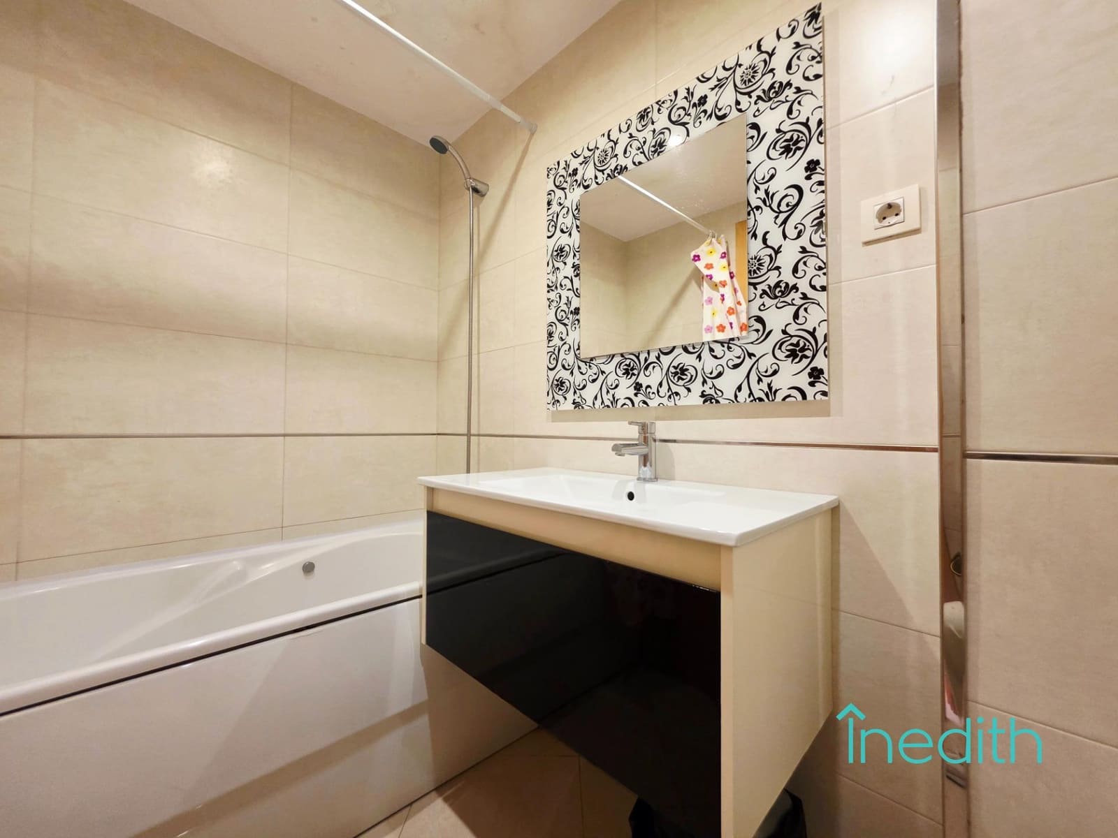 2 bedroom Flat for sale in Sitges - € 430,000 (Ref: 9677597)