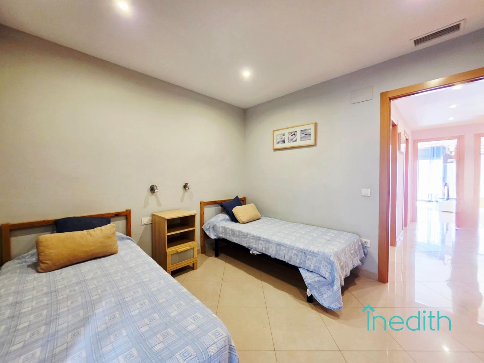 2 bedroom Flat for sale in Sitges - € 430,000 (Ref: 9677597)