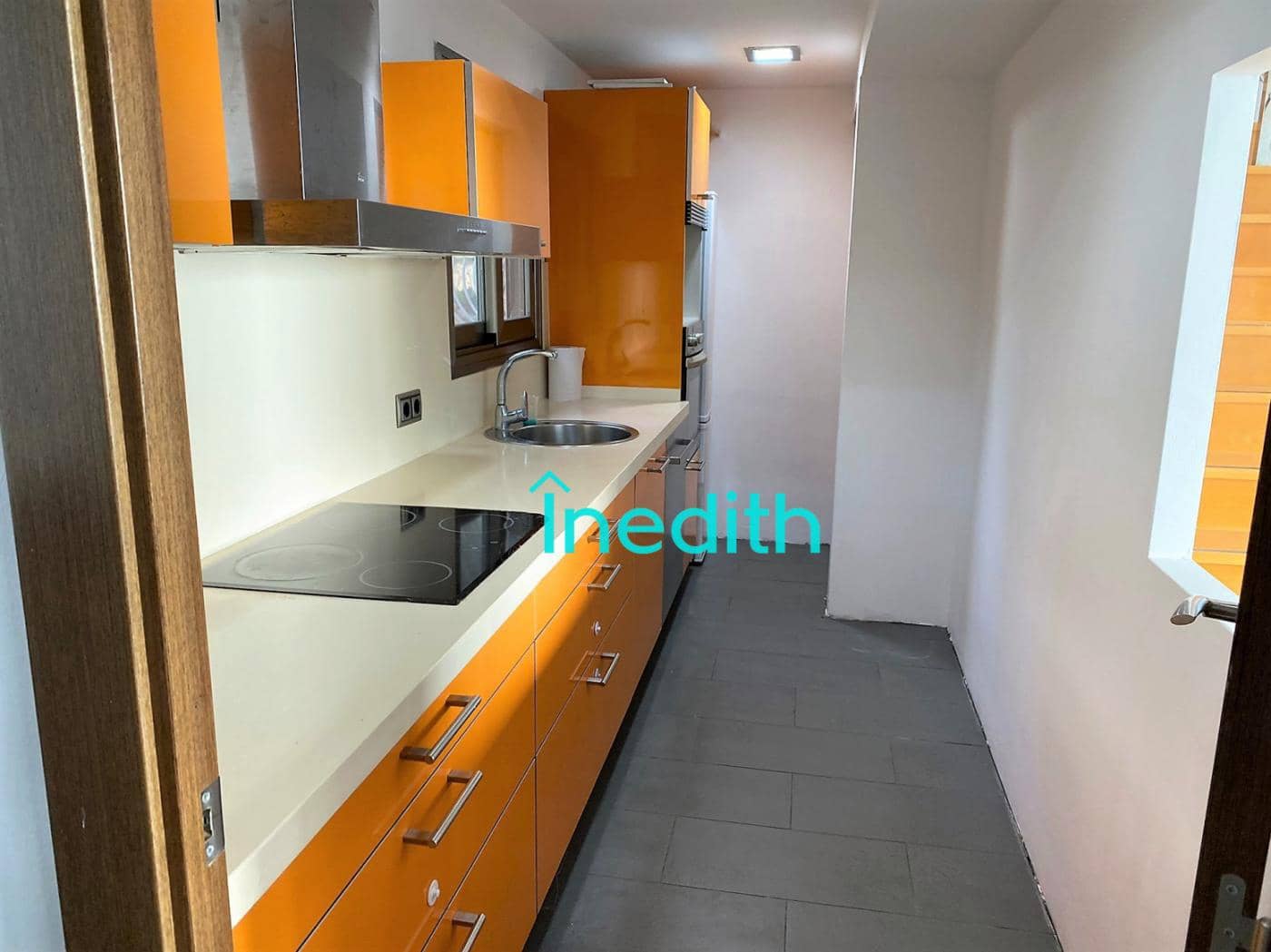 4 bedroom Villa for rent in Castelldefels with pool - € 2,650 (Ref: 9677598)