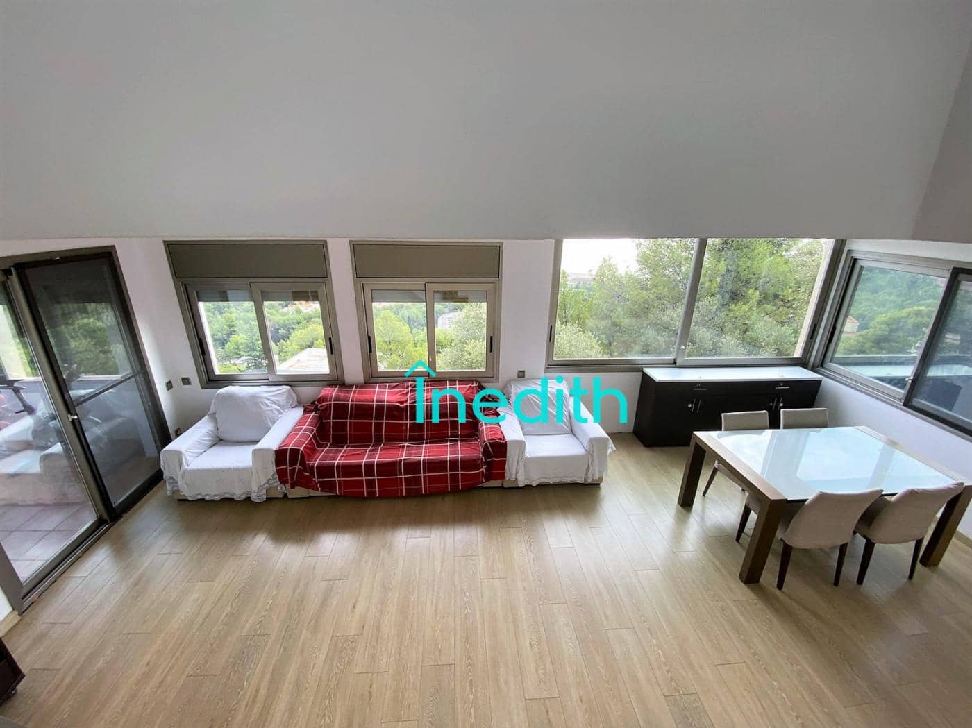 4 bedroom Villa for rent in Castelldefels with pool - € 2,650 (Ref: 9677598)