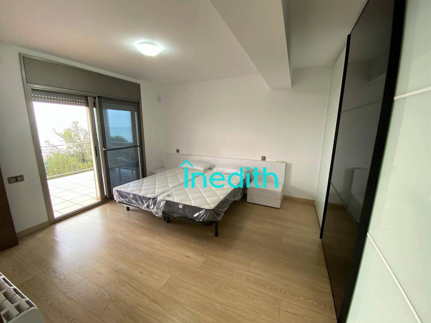 4 bedroom Villa for rent in Castelldefels with pool - € 2,650 (Ref: 9677598)