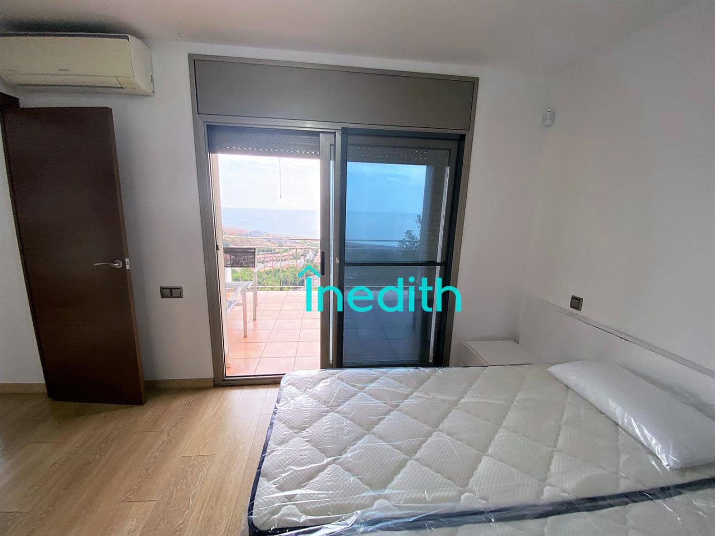 4 bedroom Villa for rent in Castelldefels with pool - € 2,650 (Ref: 9677598)