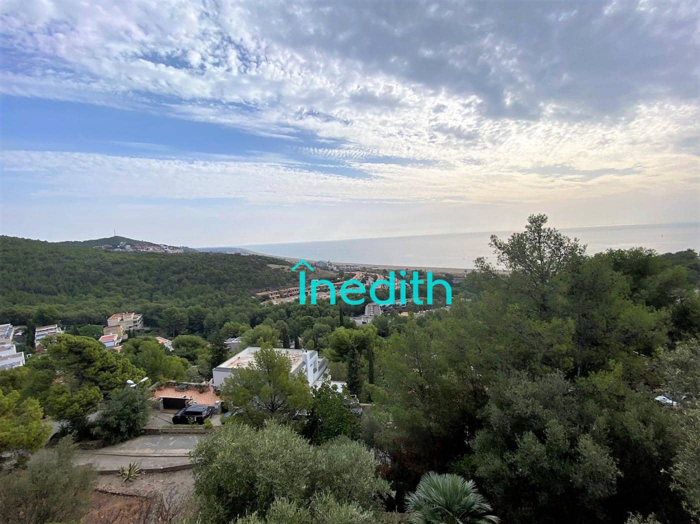 4 bedroom Villa for rent in Castelldefels with pool - € 2,650 (Ref: 9677598)