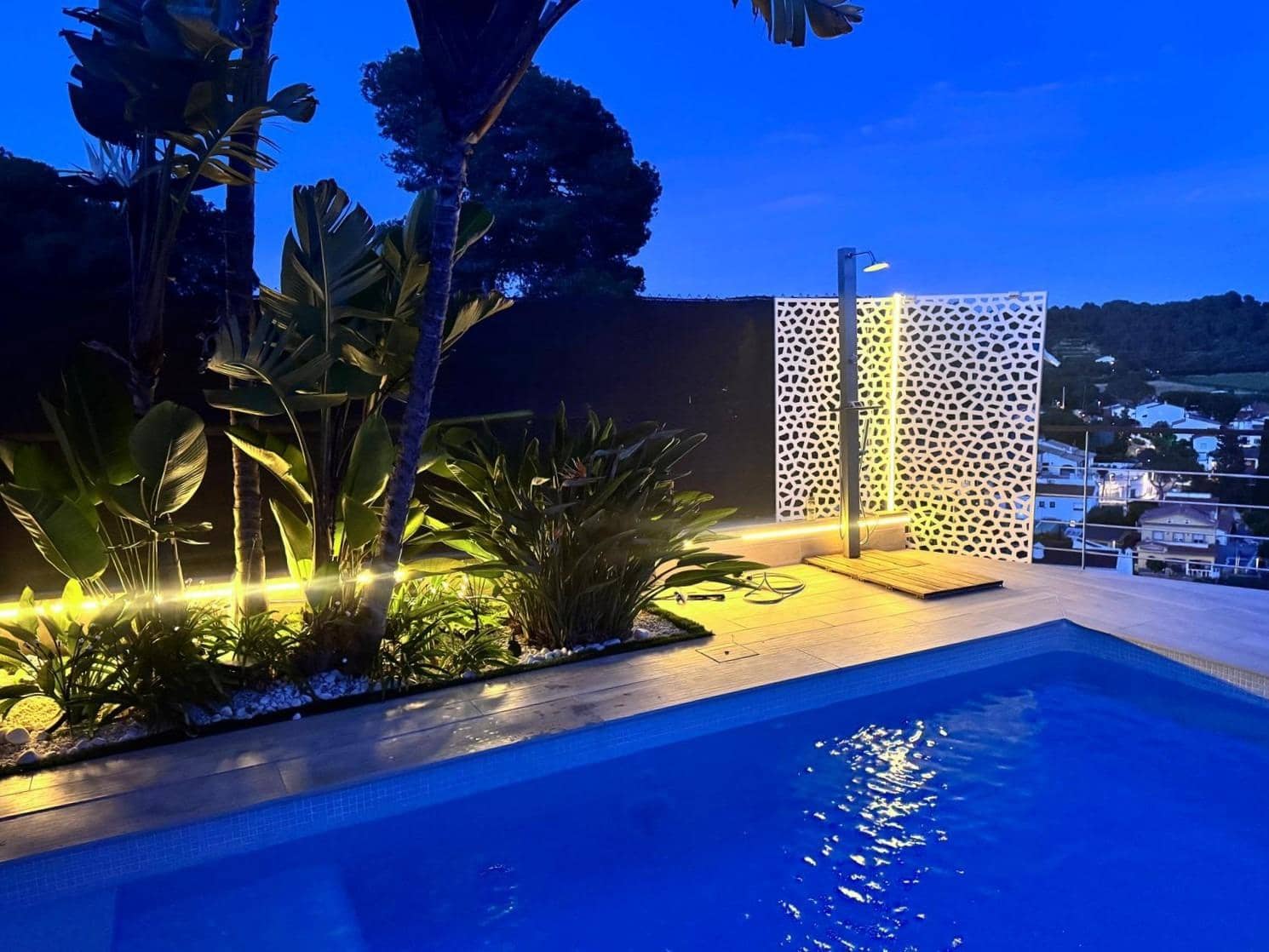 5 makuuhuone Huvila myytävänä paikassa Cubelles mukana uima-altaan 
autotalli - 465 000 € (Ref: 9698908)