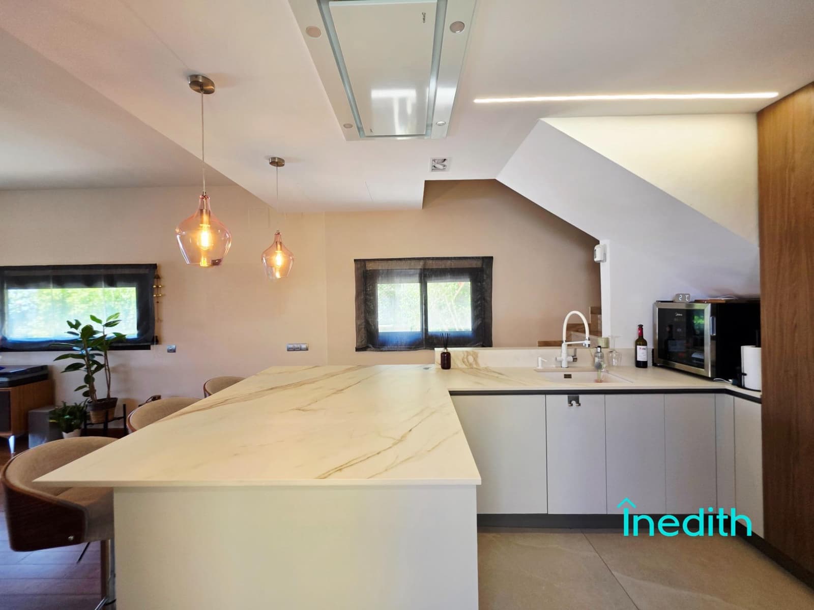 5 makuuhuone Huvila myytävänä paikassa Cubelles mukana uima-altaan 
autotalli - 465 000 € (Ref: 9698908)