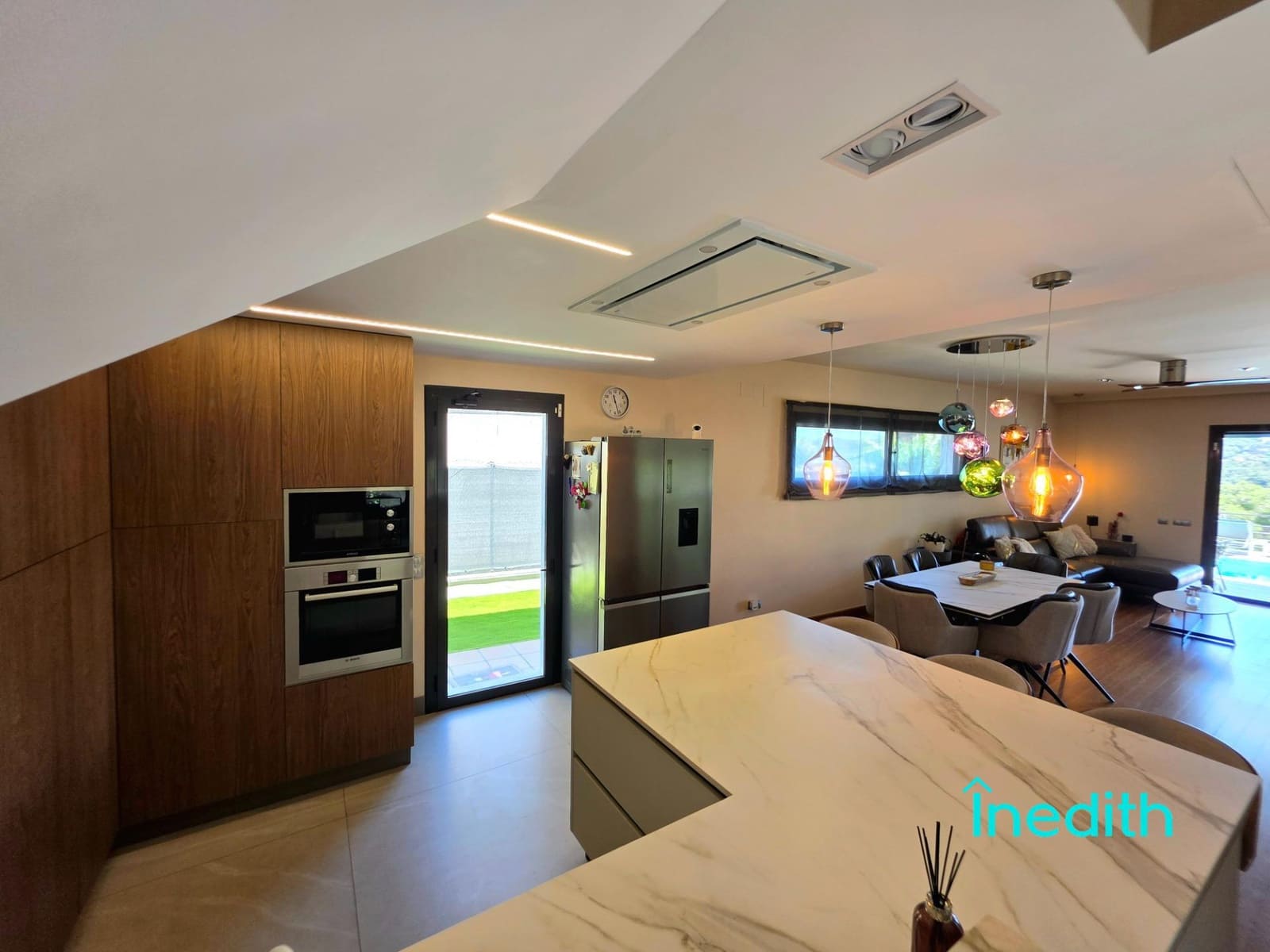 5 makuuhuone Huvila myytävänä paikassa Cubelles mukana uima-altaan 
autotalli - 465 000 € (Ref: 9698908)