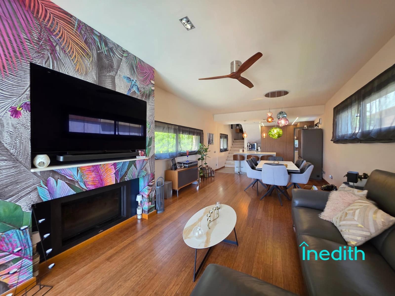 5 makuuhuone Huvila myytävänä paikassa Cubelles mukana uima-altaan 
autotalli - 465 000 € (Ref: 9698908)