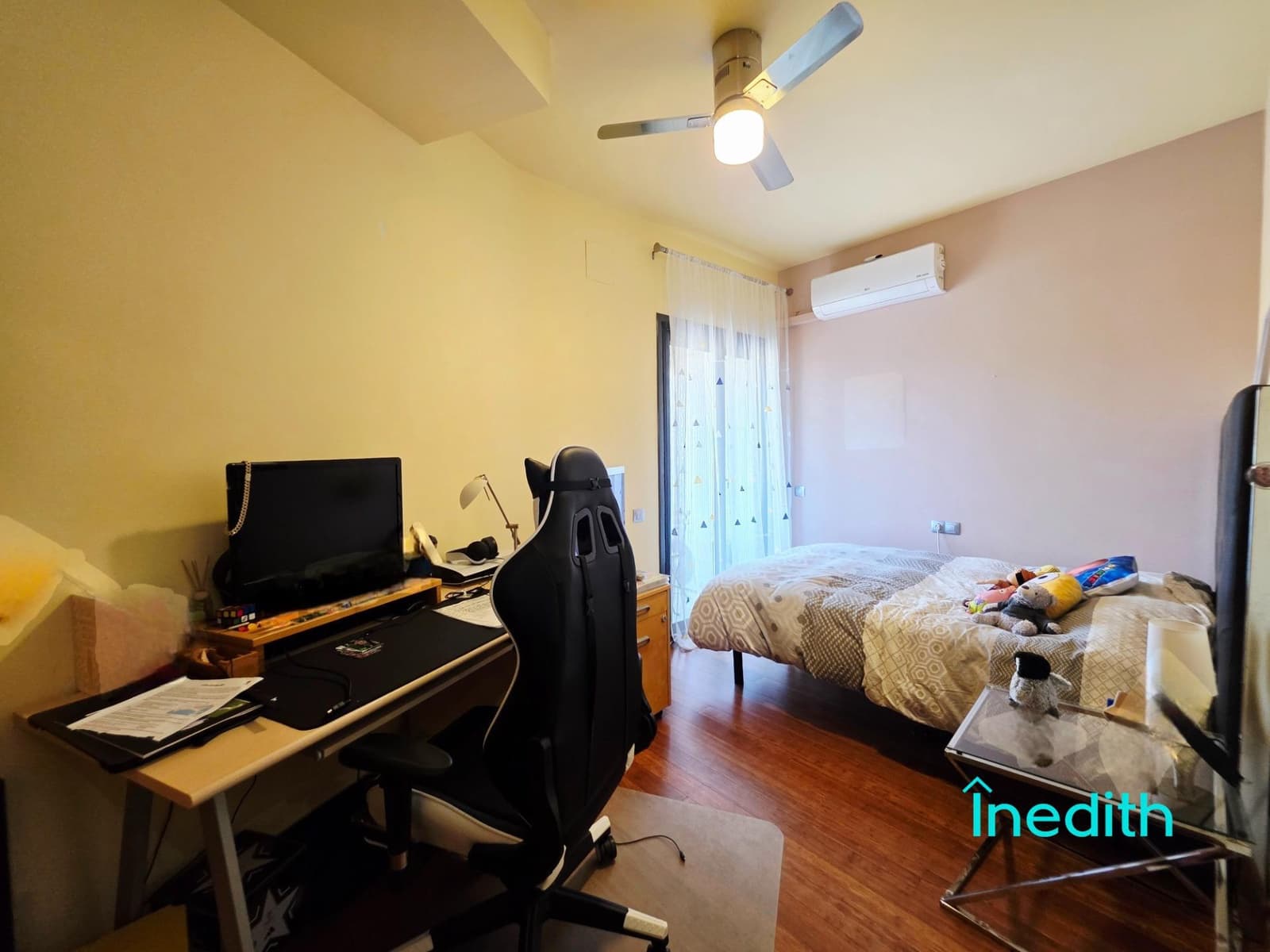 5 makuuhuone Huvila myytävänä paikassa Cubelles mukana uima-altaan 
autotalli - 465 000 € (Ref: 9698908)