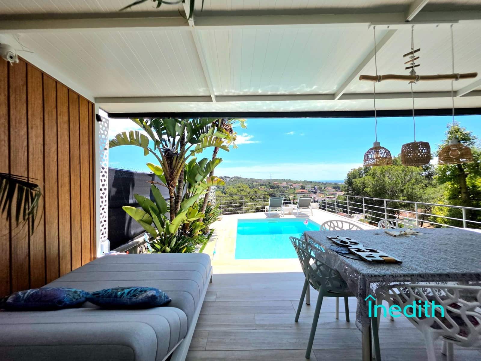 5 makuuhuone Huvila myytävänä paikassa Cubelles mukana uima-altaan 
autotalli - 465 000 € (Ref: 9698908)