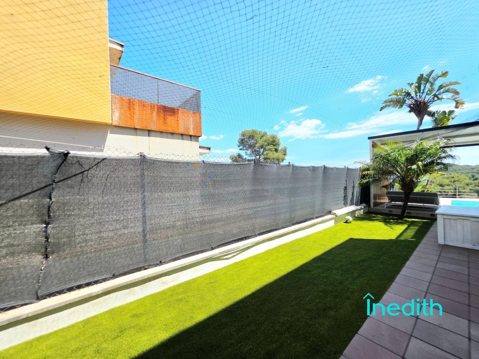 5 makuuhuone Huvila myytävänä paikassa Cubelles mukana uima-altaan 
autotalli - 465 000 € (Ref: 9698908)