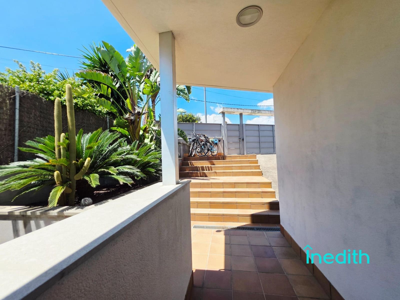 5 makuuhuone Huvila myytävänä paikassa Cubelles mukana uima-altaan 
autotalli - 465 000 € (Ref: 9698908)