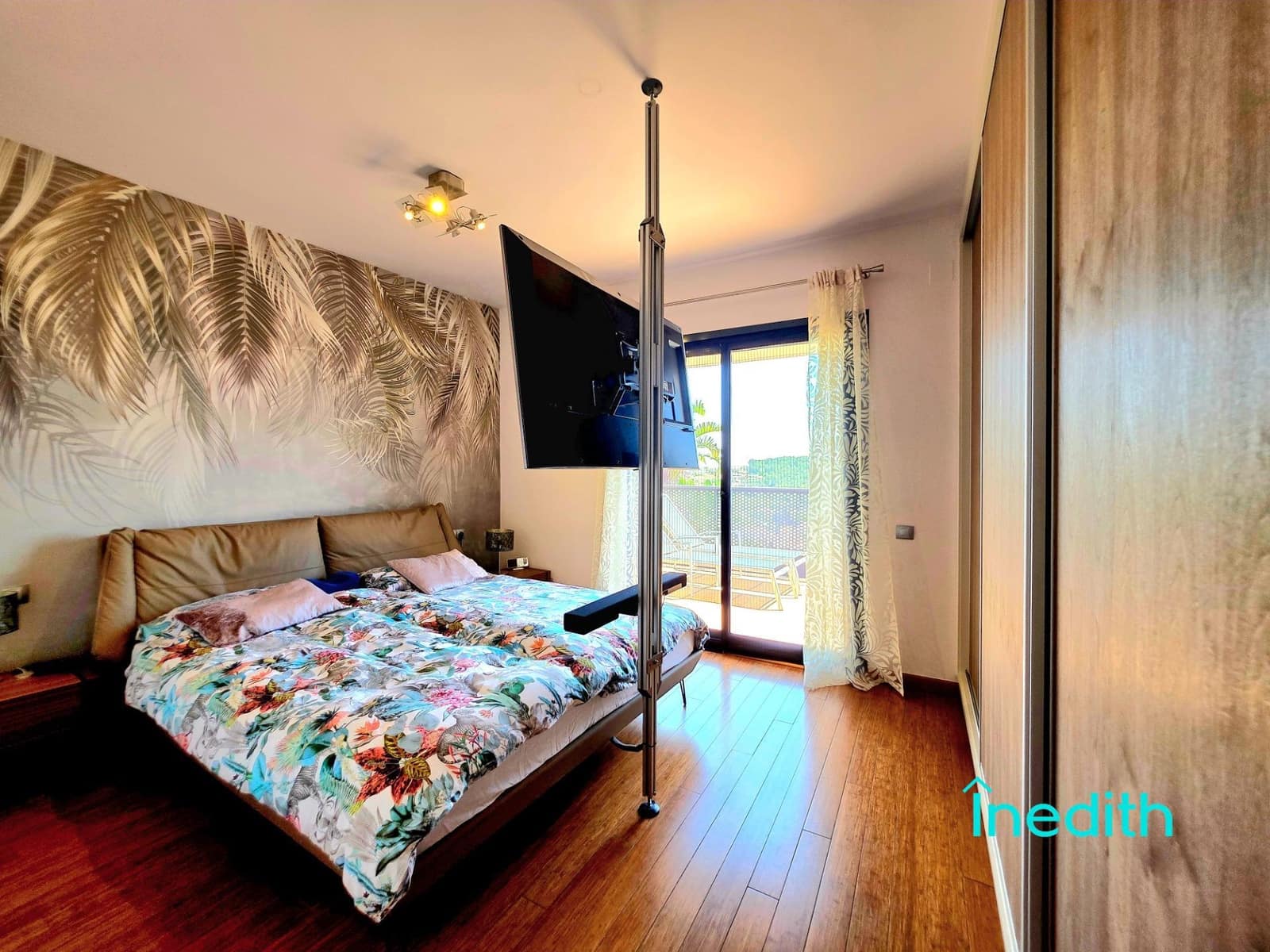 5 makuuhuone Huvila myytävänä paikassa Cubelles mukana uima-altaan 
autotalli - 465 000 € (Ref: 9698908)