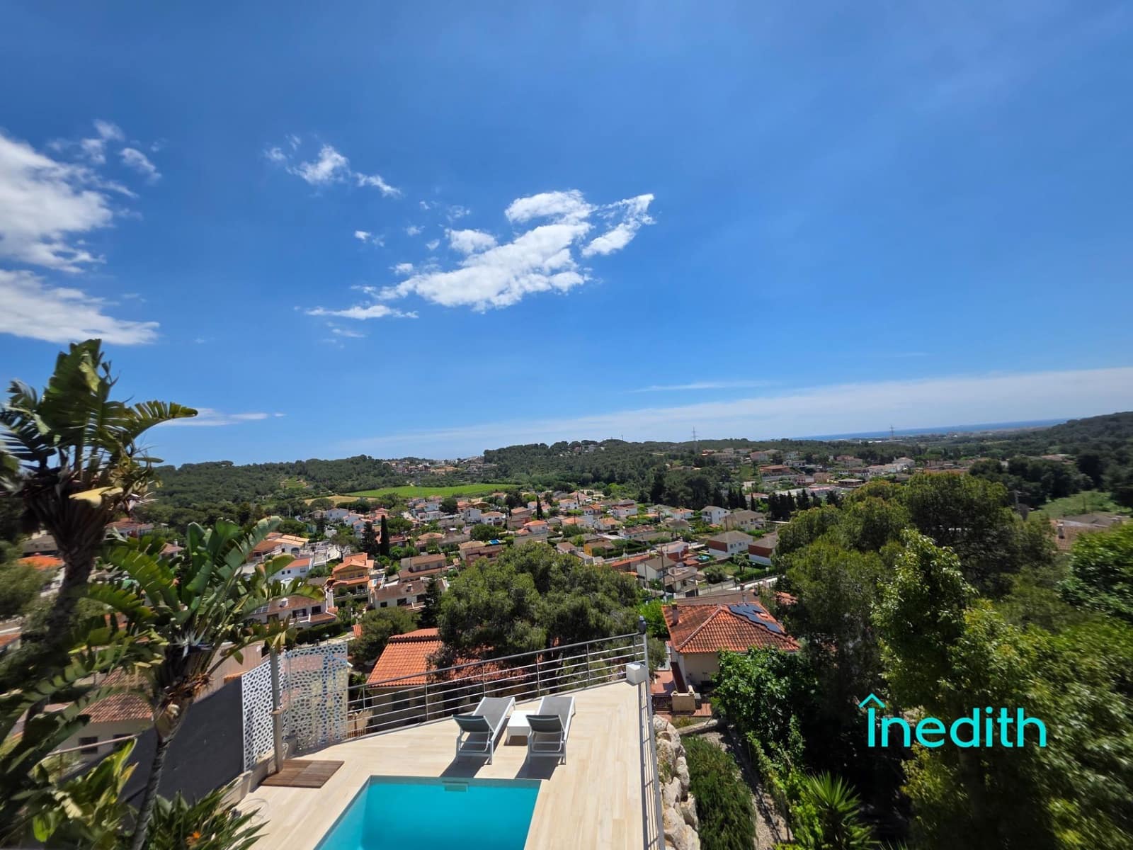 5 makuuhuone Huvila myytävänä paikassa Cubelles mukana uima-altaan 
autotalli - 465 000 € (Ref: 9698908)