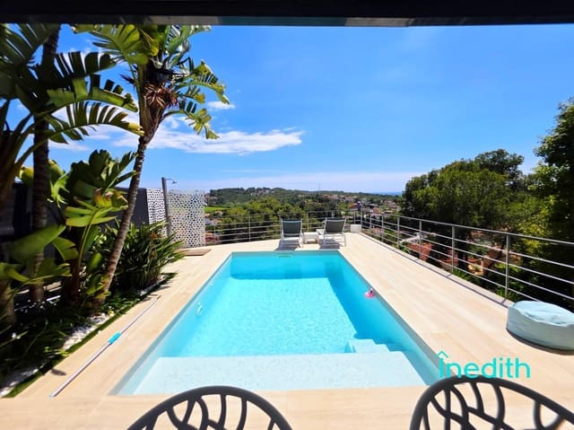 5 soverom Villa til salgs i Cubelles med svømmebasseng garasje - € 465 000 (Ref: 9698908)